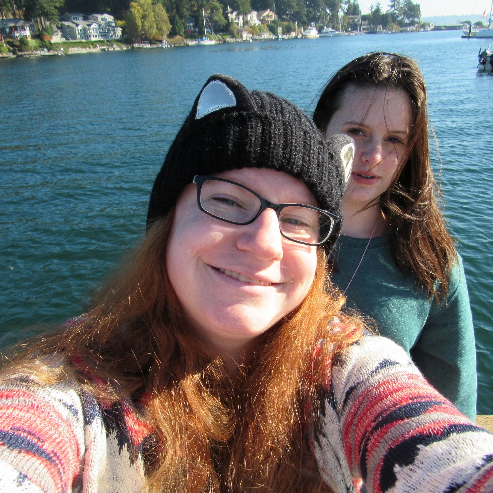 Meet your Posher, Crystal